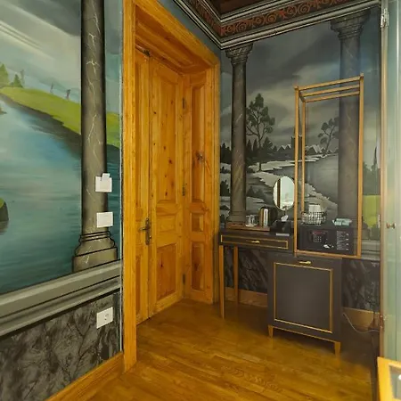 Tresor Art Boutique Hotel