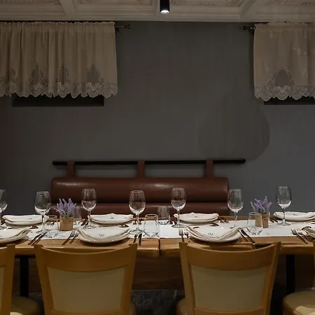 Tresor Art Boutique 4* Корча