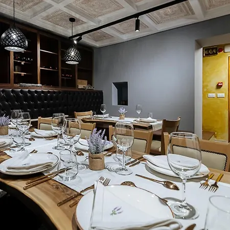 Tresor Art Boutique Hotel