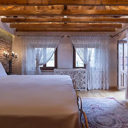Tresor Art Boutique 4* Korce