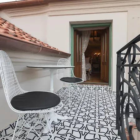 Tresor Art Boutique ホテル コルチャ