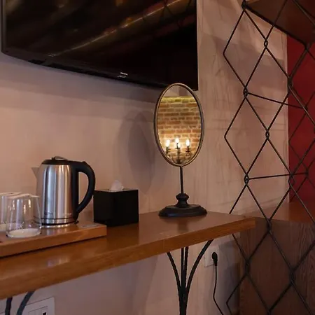 Tresor Art Boutique ホテル 4*