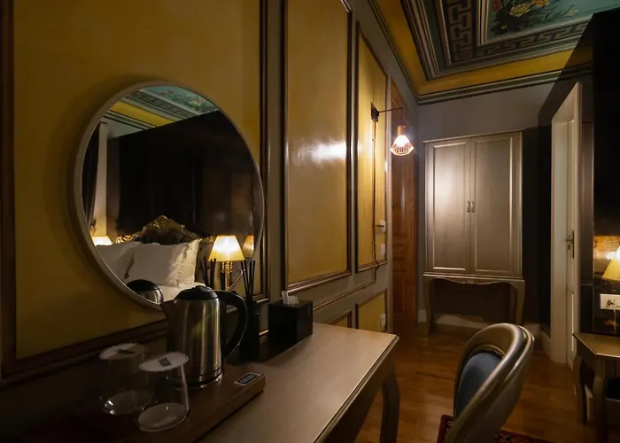 Hotel Tresor Art Boutique 4*