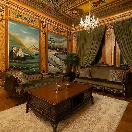 מלון Tresor Art Boutique 4*