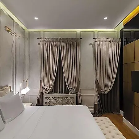 Trésor Art Boutique Hotel 4*
